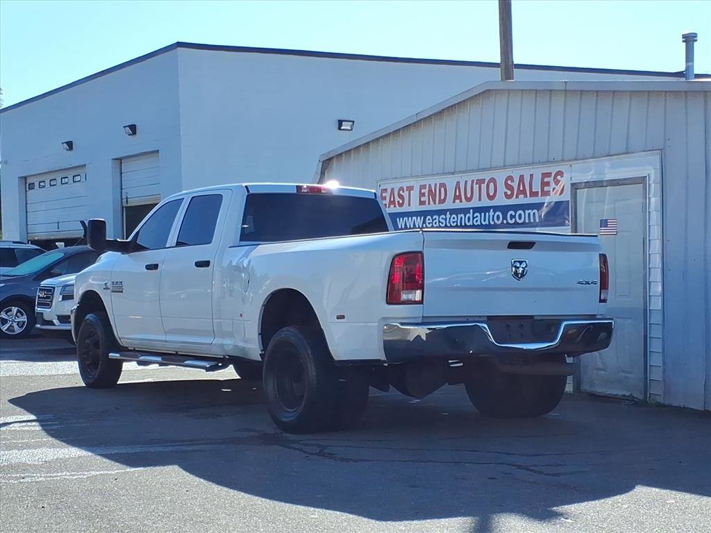 Used 2018 RAM 3500 Tradesman w/ Chrome Appearance Group image 3