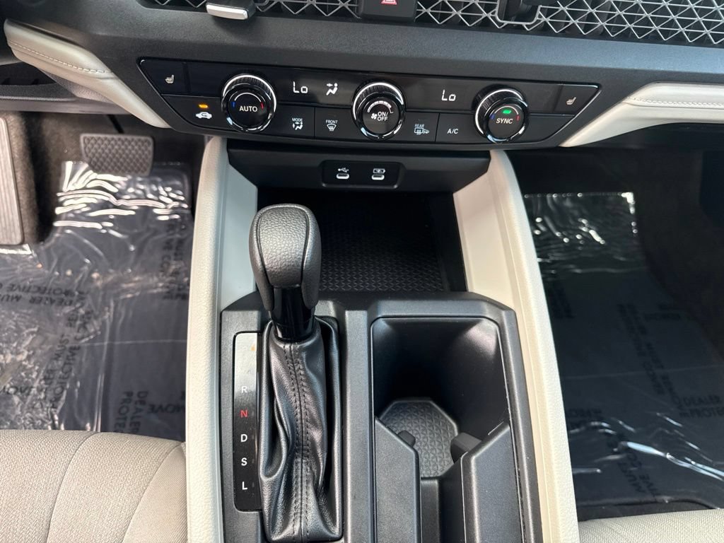 Used 2024 Honda Accord EX image 19