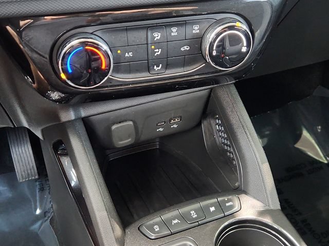 Used 2025 Chevrolet TrailBlazer LT AWD/4WD image 39