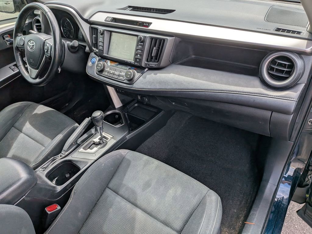 Used 2017 Toyota RAV4 XLE image 21