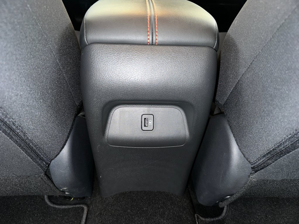 Used 2025 Nissan Sentra SR FWD image 19