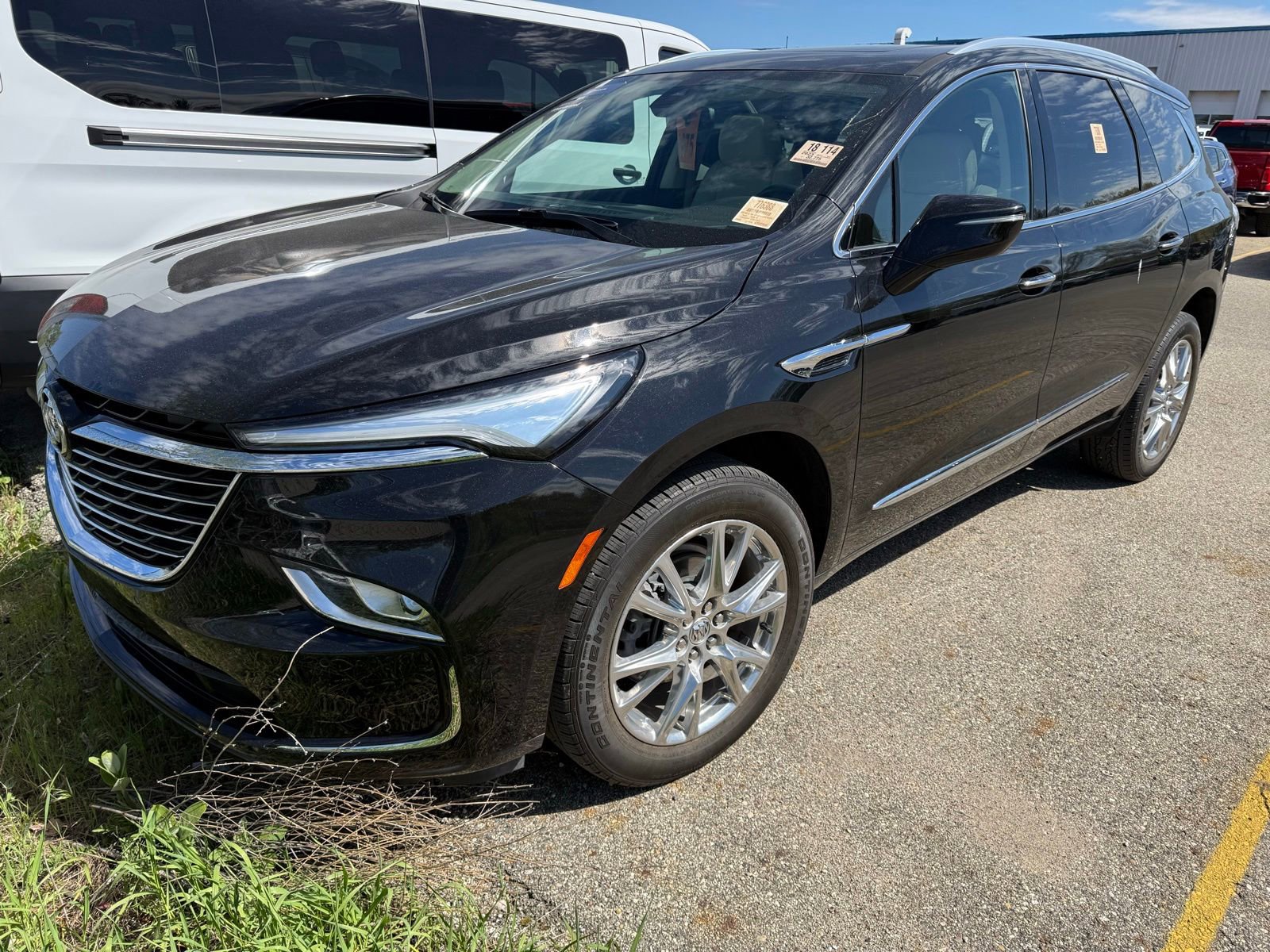 Used 2023 Buick Enclave Essence w/ Experience Buick Package AWD/4WD image 5