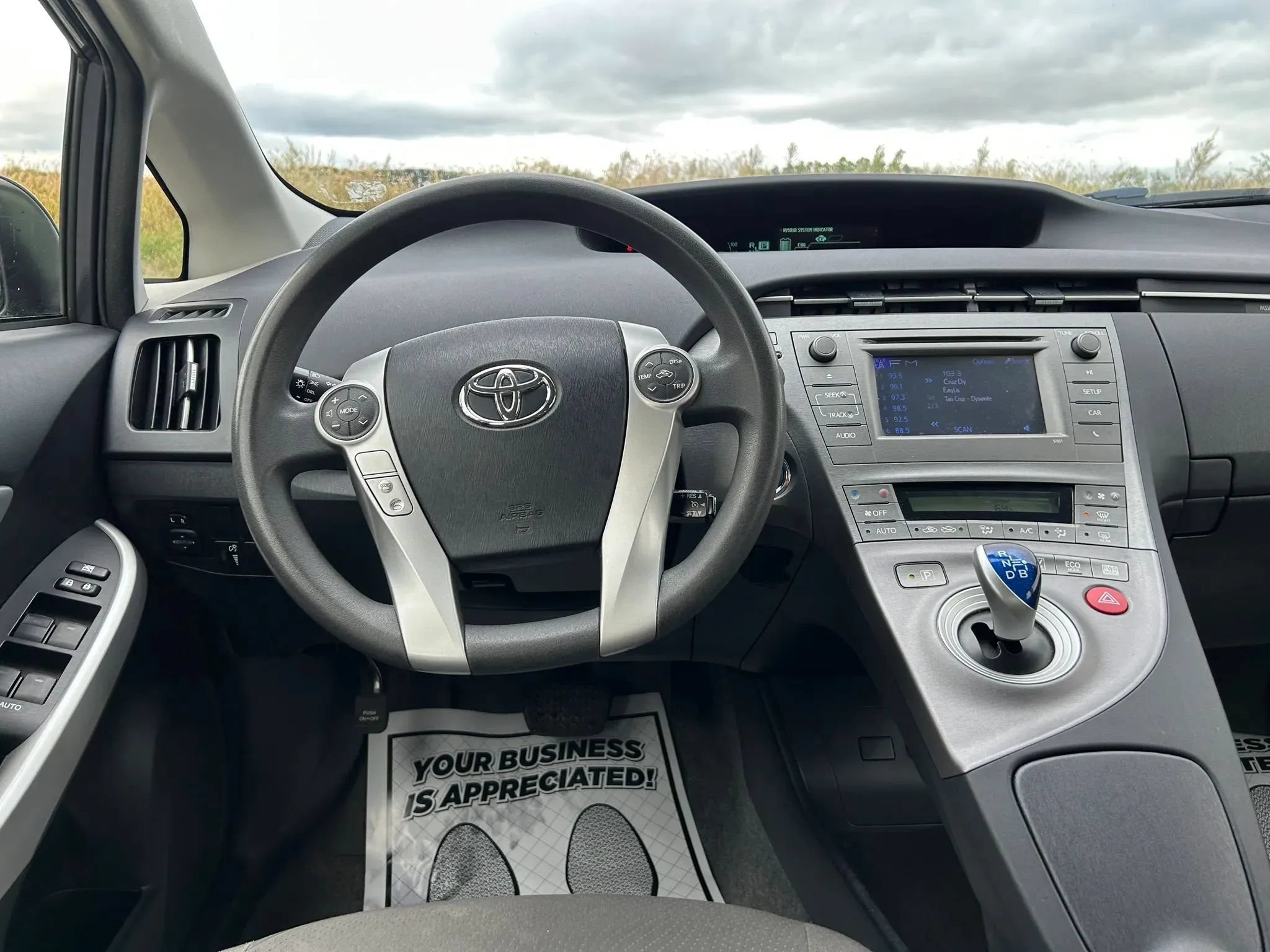 Used 2015 Toyota Prius Two FWD image 15