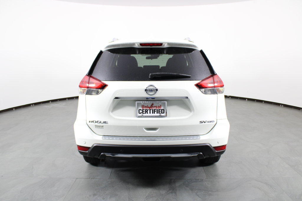 Certified 2020 Nissan Rogue SV w/ Premium Package AWD/4WD image 11