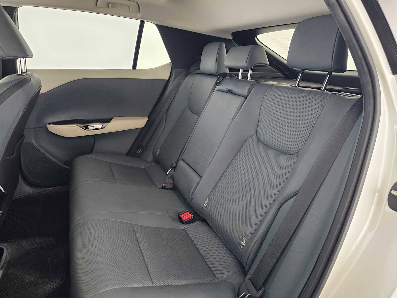 Certified 2023 Lexus RZ 450e Premium w/ Technology Package image 17