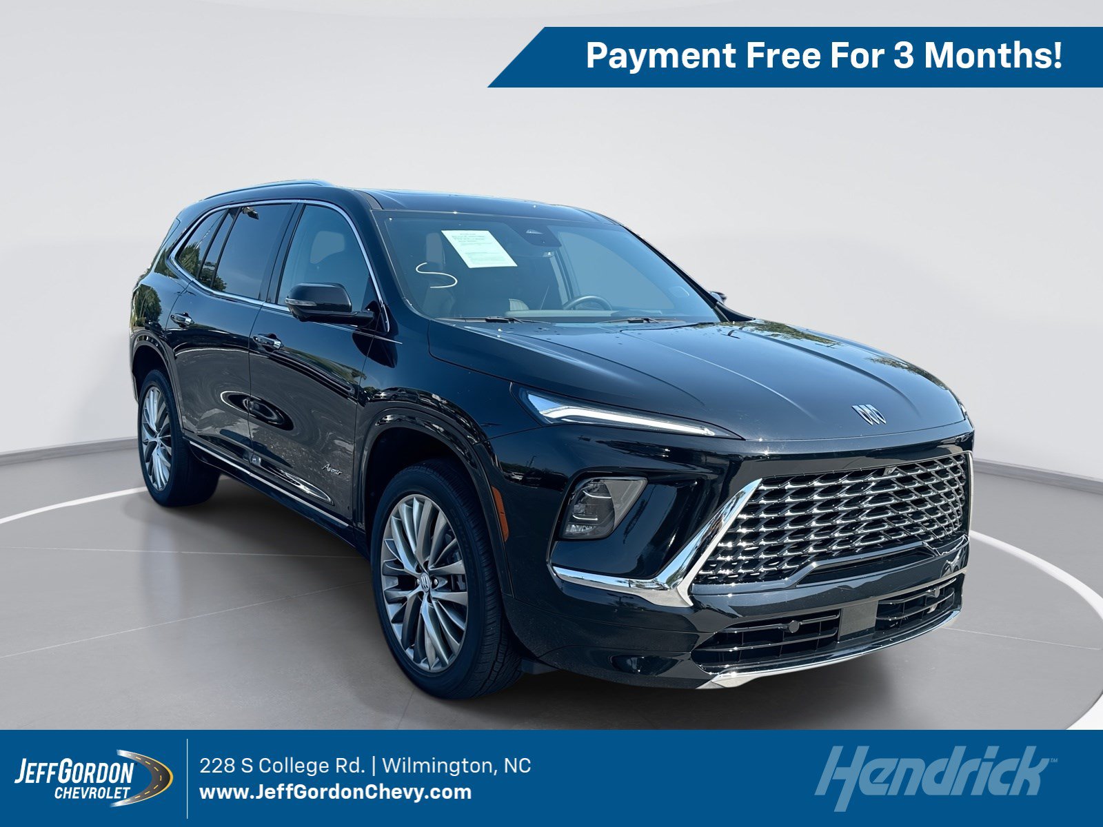 Used 2025 Buick Enclave Avenir w/ Trailering Package, 5000 lbs.