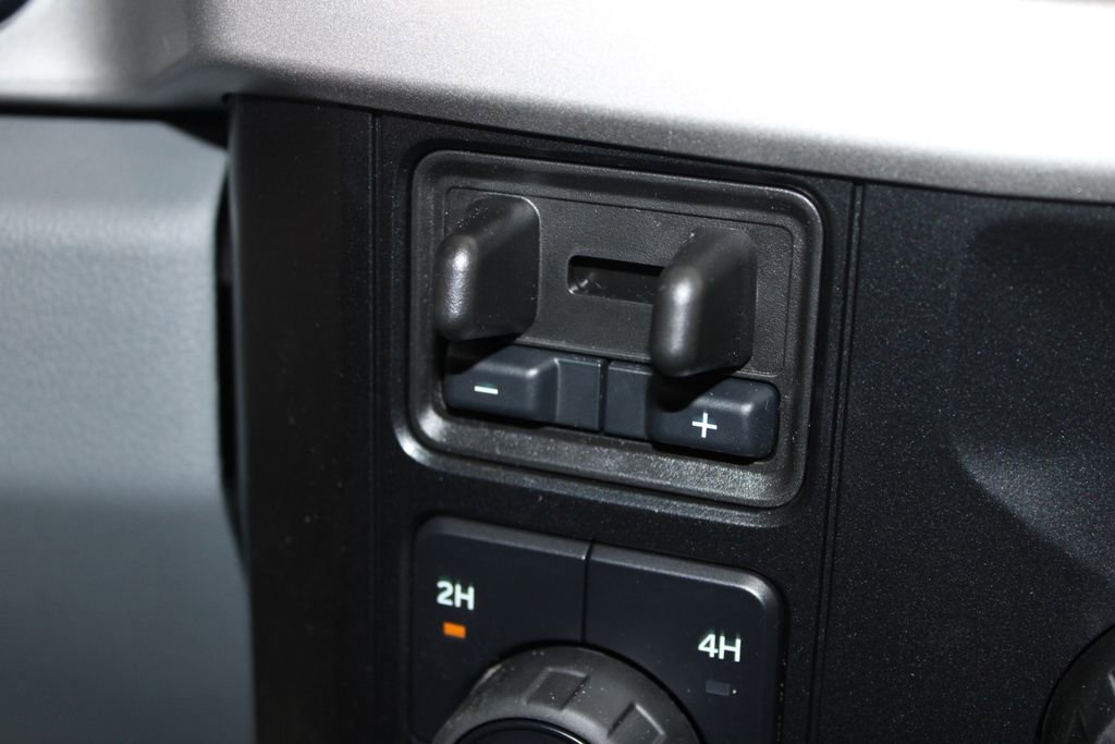 New 2026 Ford F250 XLT w/ XLT Premium Package image 43