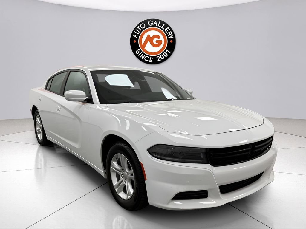 Used 2022 Dodge Charger SXT image 1