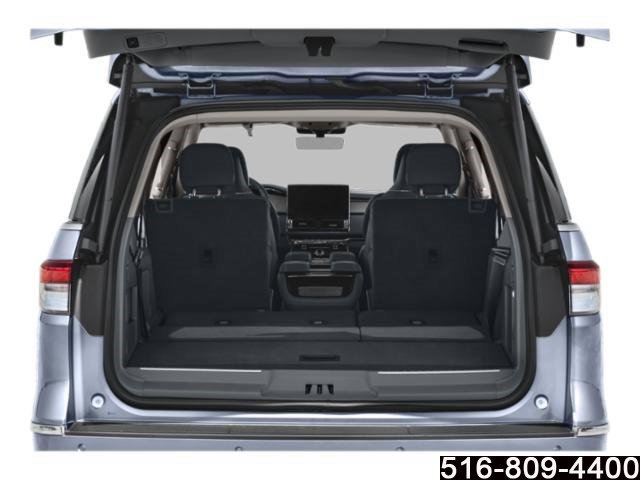 Used 2024 Lincoln Navigator Black Label AWD/4WD image 11