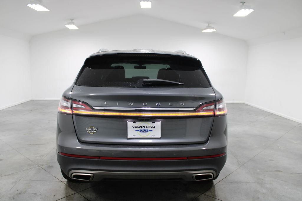 Used 2022 Lincoln Nautilus Reserve w/ Equipment Group 201A image 8