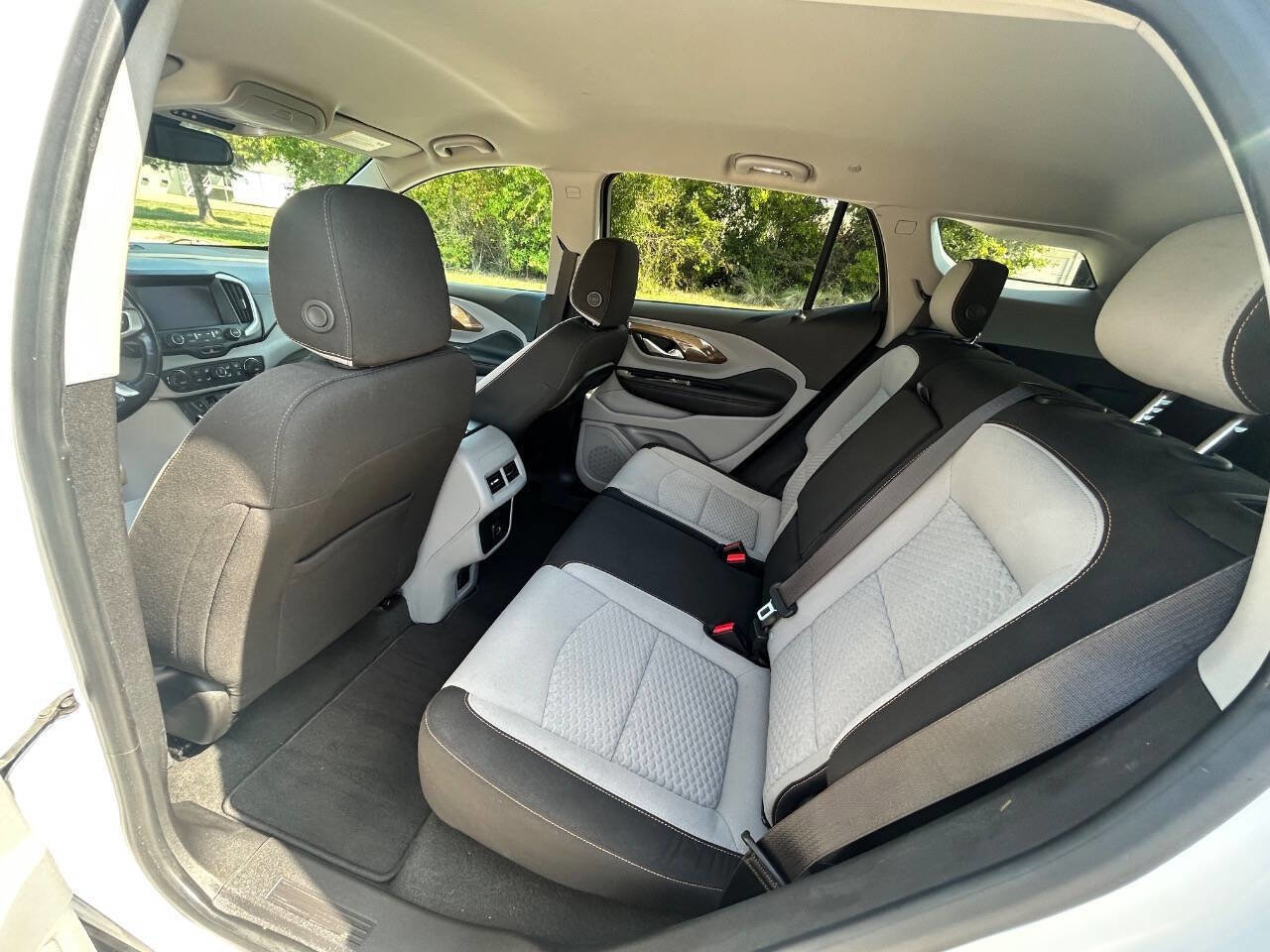 Used 2018 GMC Terrain SLE w/ Driver Convenience Package FWD image 13