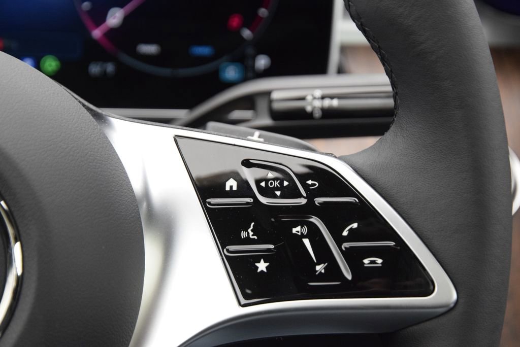 New 2026 Mercedes-Benz C 300 4MATIC Sedan image 25