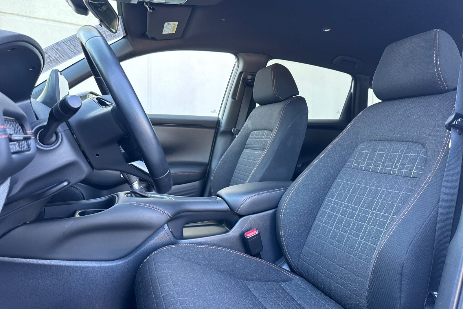 Used 2025 Honda HR-V Sport image 5