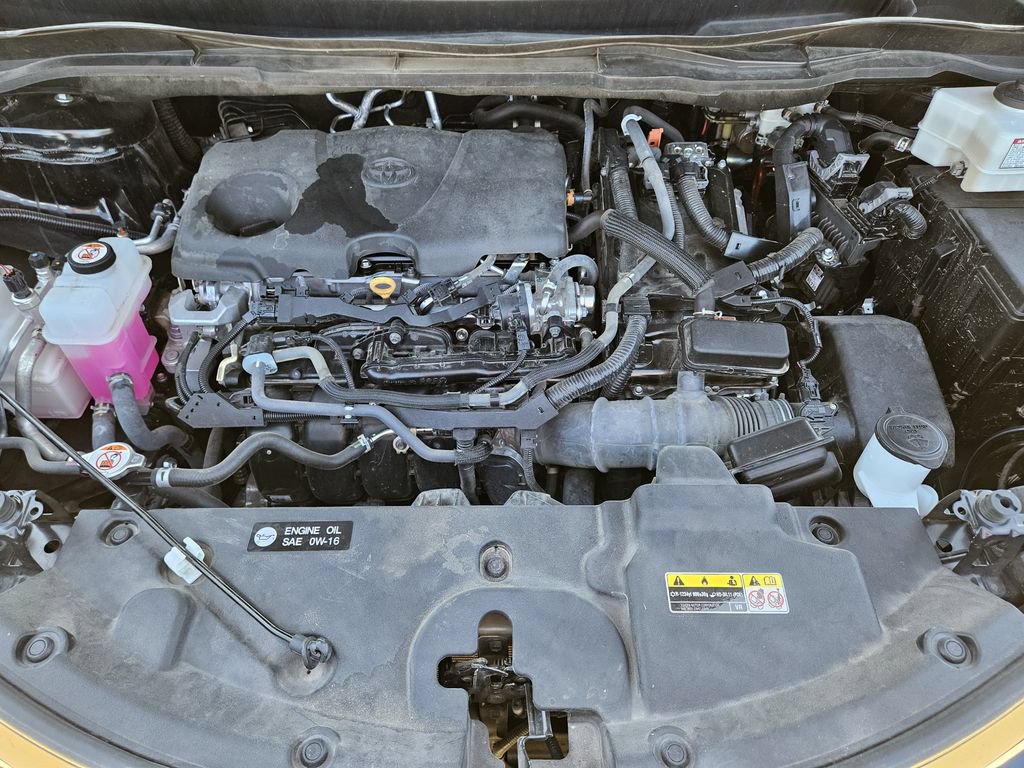 Used 2024 Toyota Sienna XLE FWD image 33