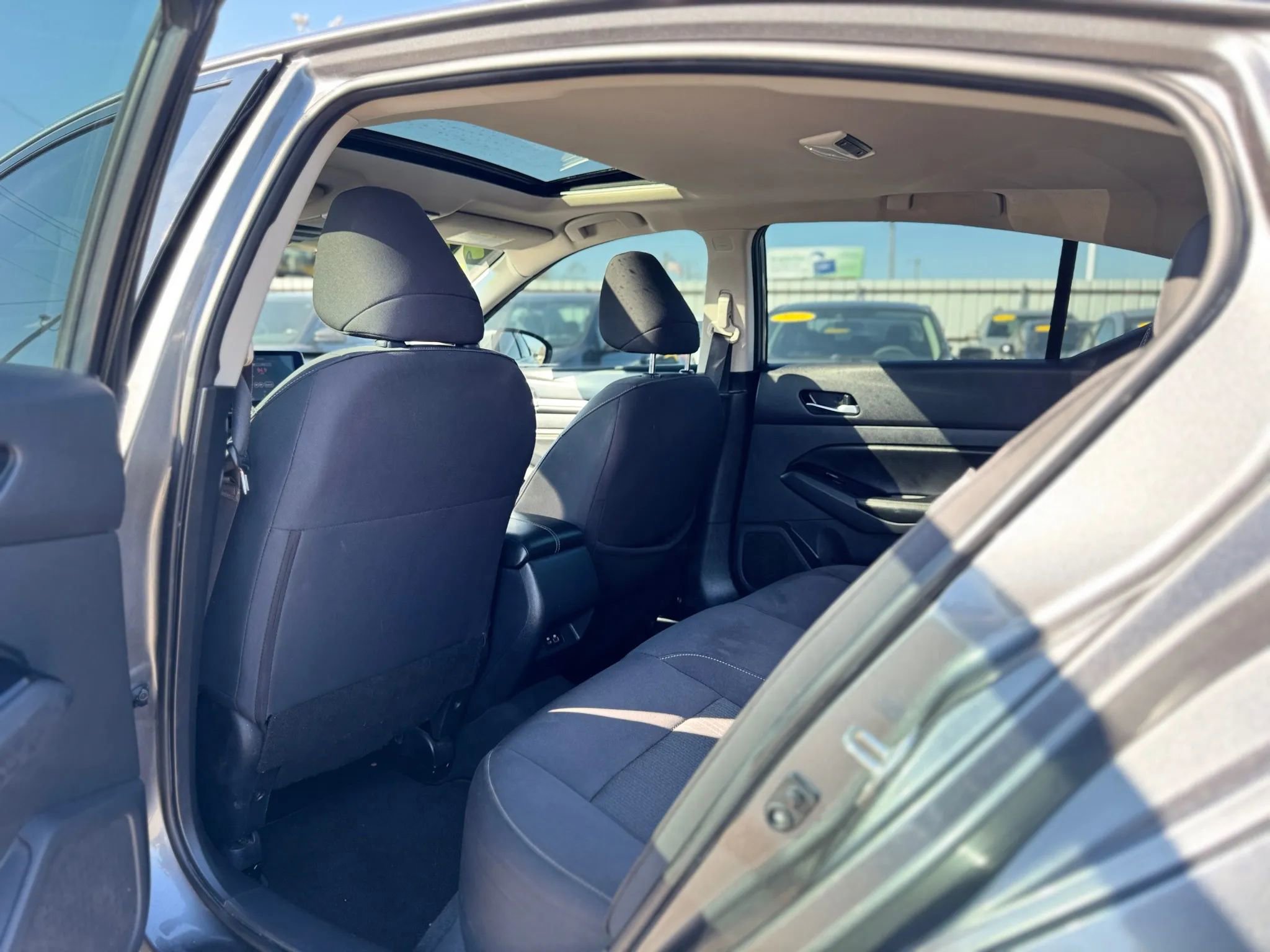 Used 2022 Nissan Altima 2.5 SV w/ SV Premium Package image 33