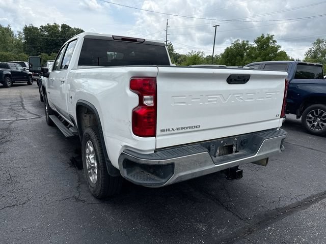 Used 2023 Chevrolet Silverado 2500 LT AWD/4WD image 2