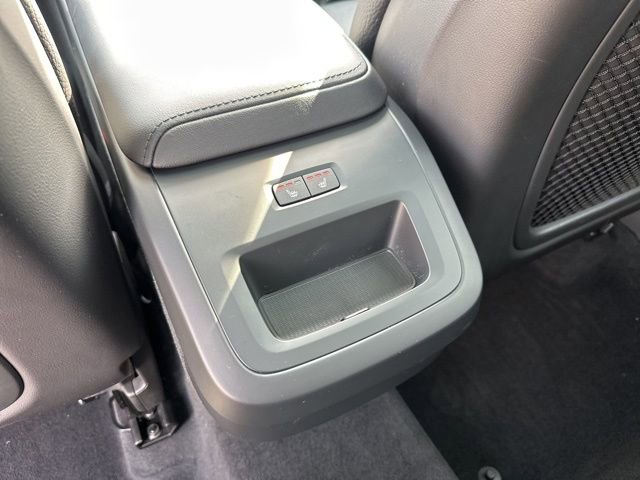 Certified 2023 Volvo XC60 B5 Plus w/ Climate Package AWD/4WD image 14