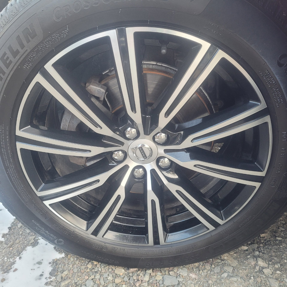 Used 2018 Volvo XC60 T5 Inscription image 41