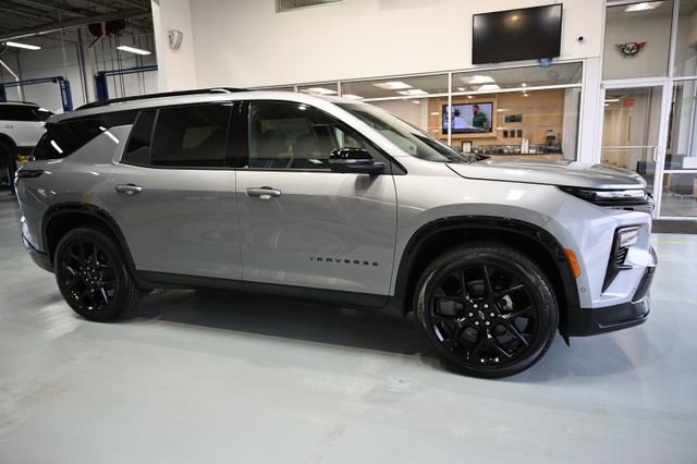 New 2026 Chevrolet Traverse RS image 4