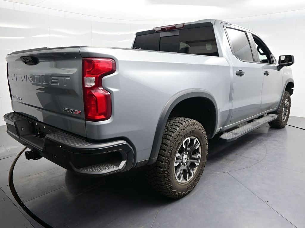 Used 2024 Chevrolet Silverado 1500 ZR2 w/ Technology Package image 4