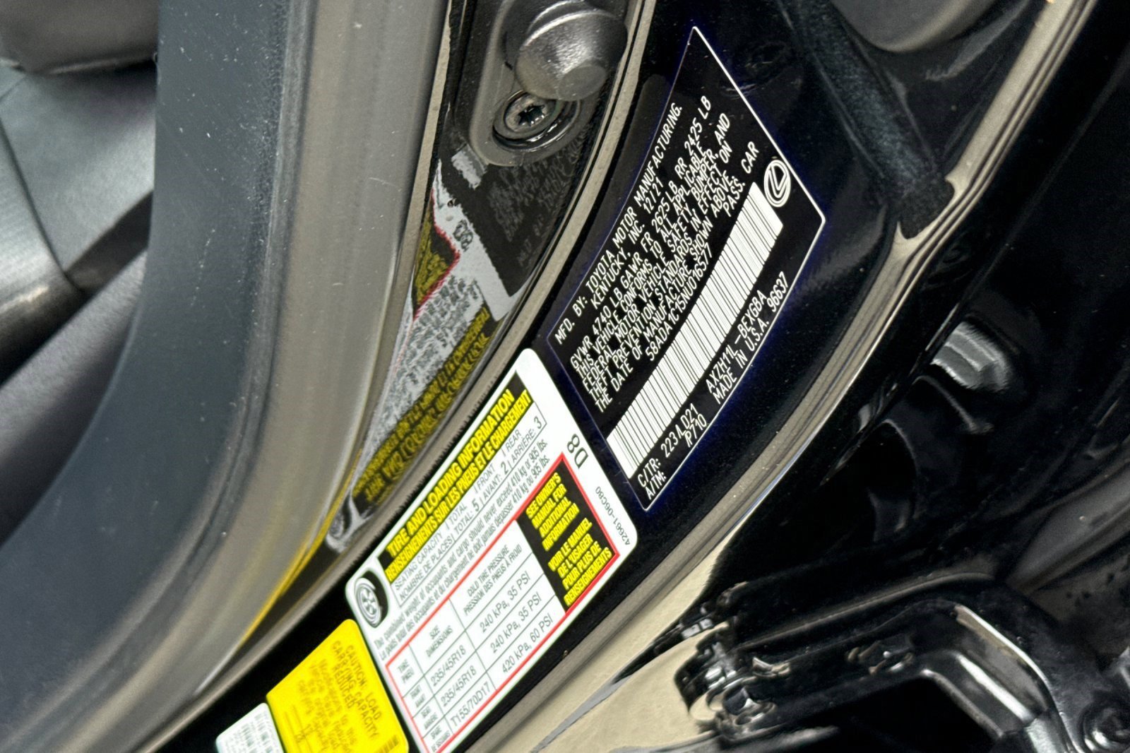 Used 2022 Lexus ES 300h w/ Premium Package image 19