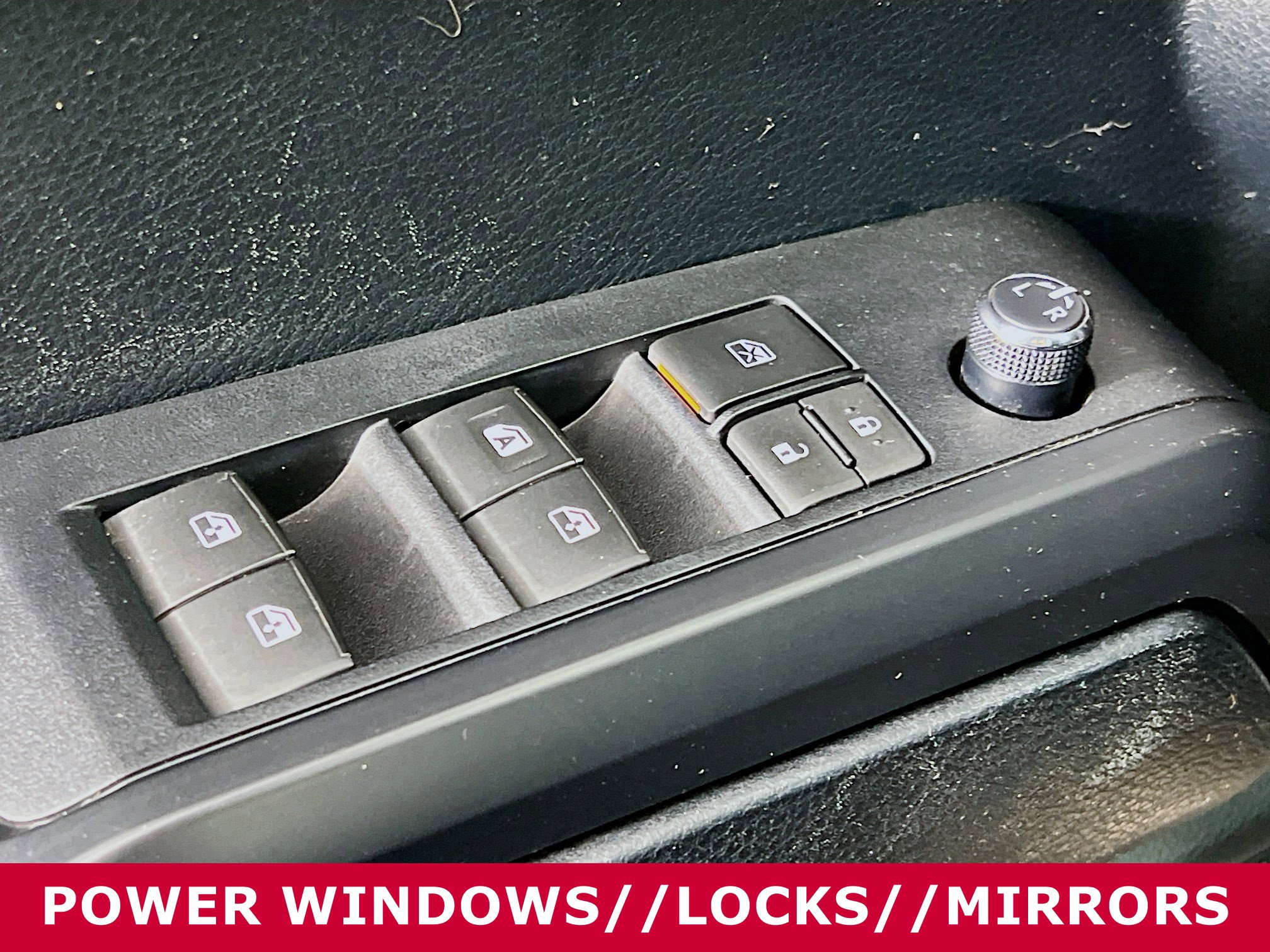 Used 2016 Toyota Tacoma SR w/ SR Convenience Package image 18