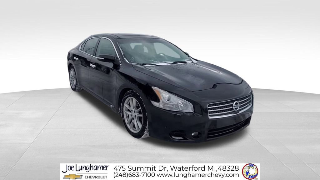 Used 2010 Nissan Maxima 3.5 SV w/ Premium Pkg image 2