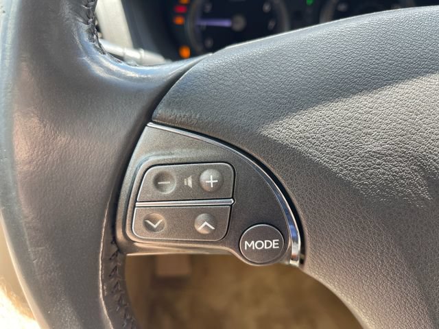 Used 2011 Lexus ES 350 FWD image 19