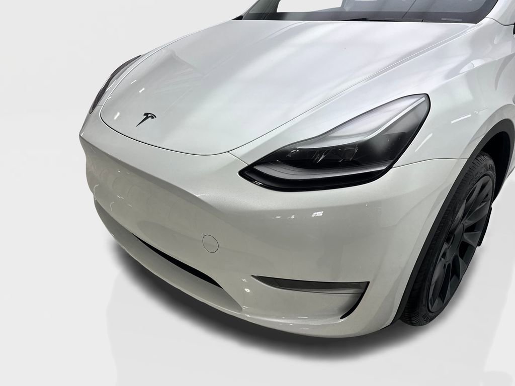 Used 2024 Tesla Model Y Long Range image 16