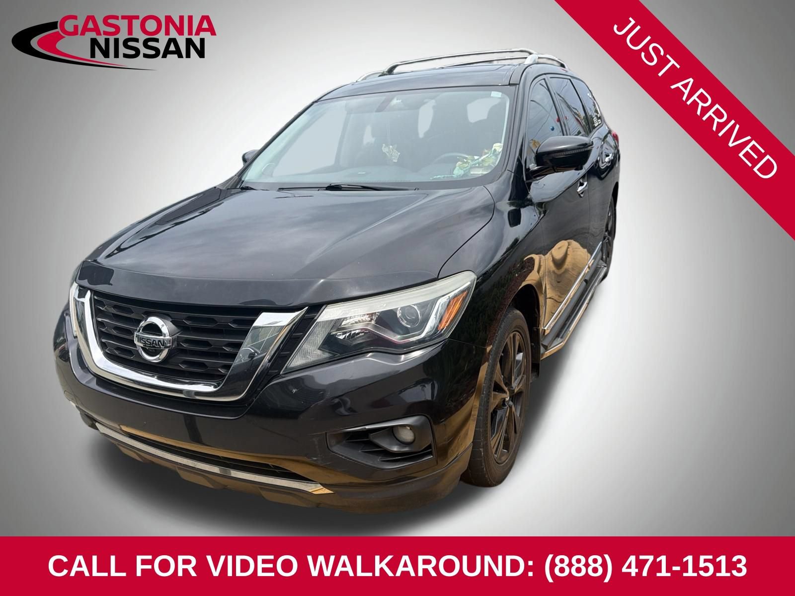 Used 2017 Nissan Pathfinder Platinum w/ Midnight Edition Package AWD/4WD image 1