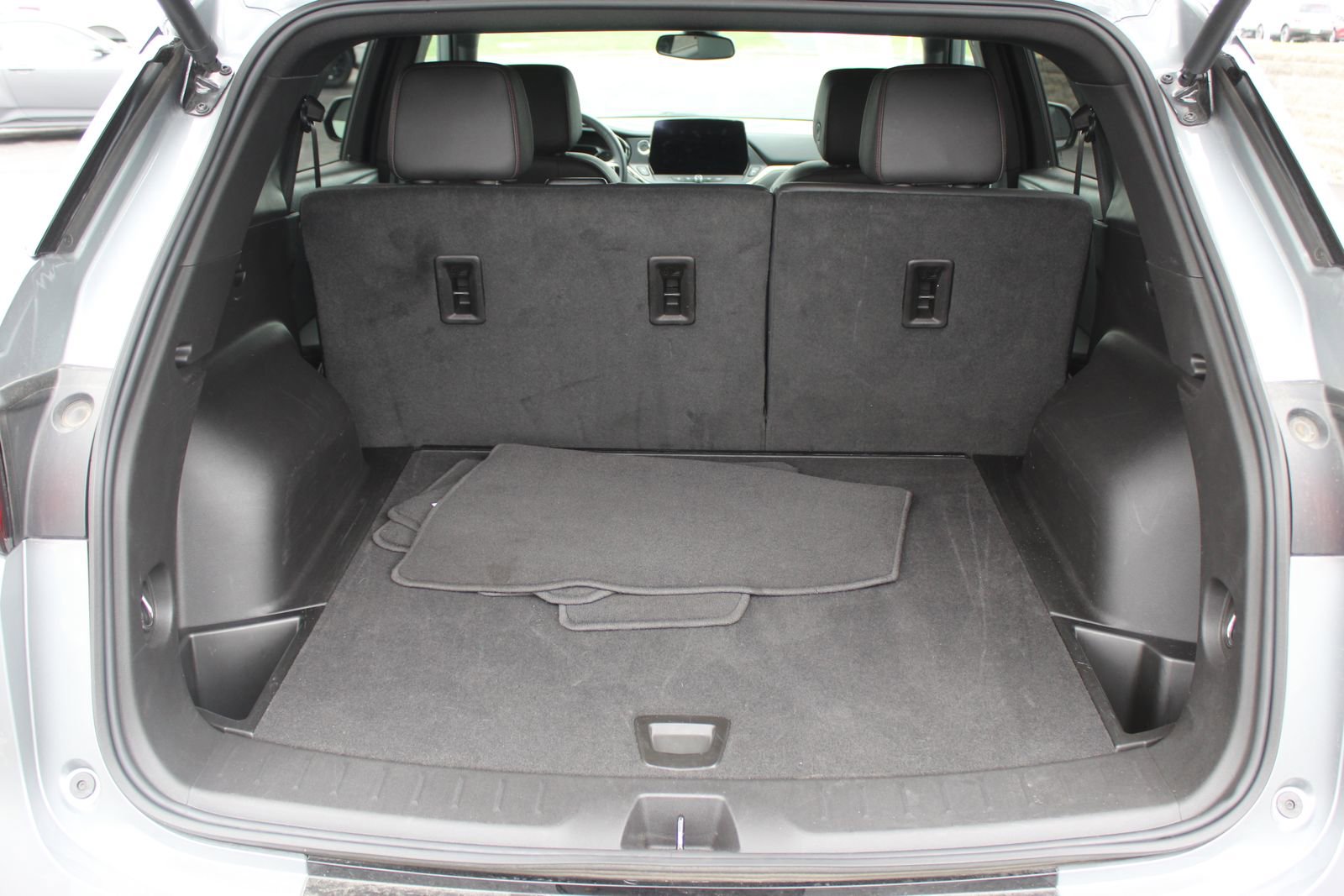 Used 2025 Chevrolet Blazer RS AWD/4WD image 18