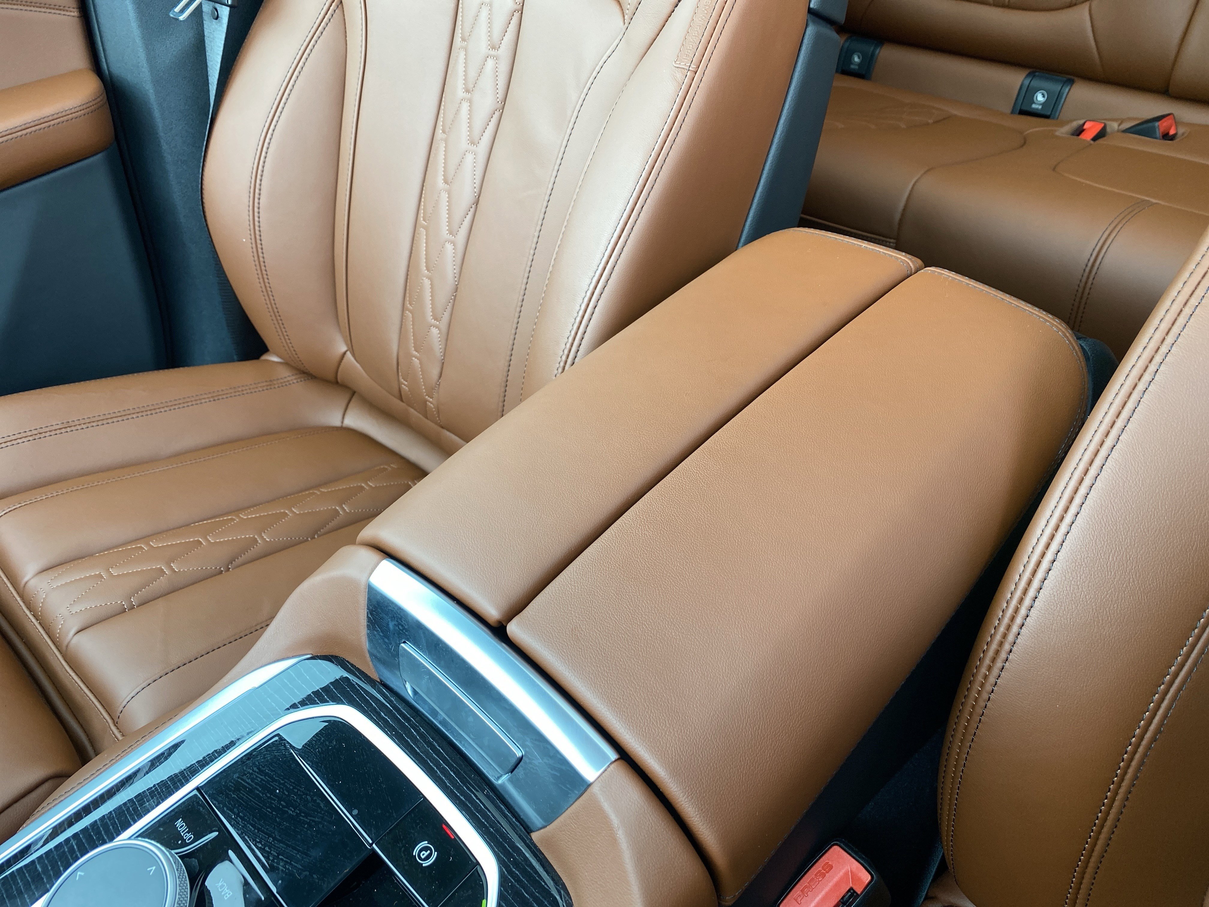 Used 2025 BMW X5 xDrive40i w/ M Sport Package image 40