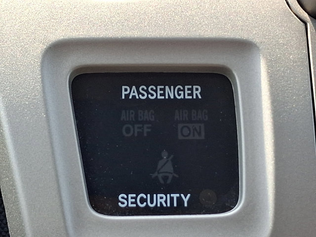 Used 2011 Toyota Matrix FWD image 22