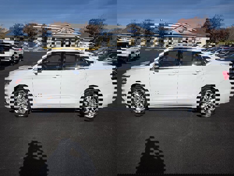 Used 2018 Chevrolet Impala LT image 6