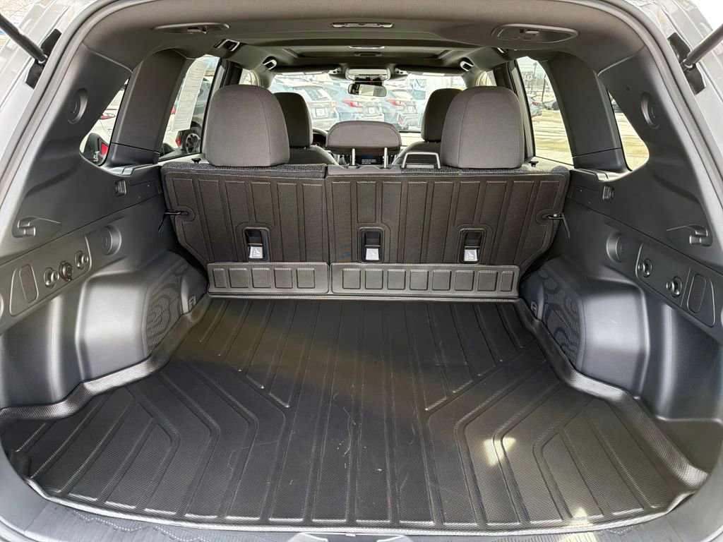 Certified 2025 Subaru Forester Premium image 30