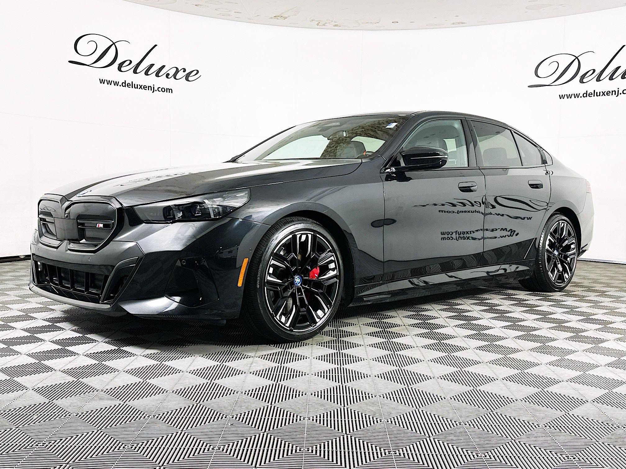 Used 2024 BMW i5 M60 w/ Premium Package AWD/4WD image 3