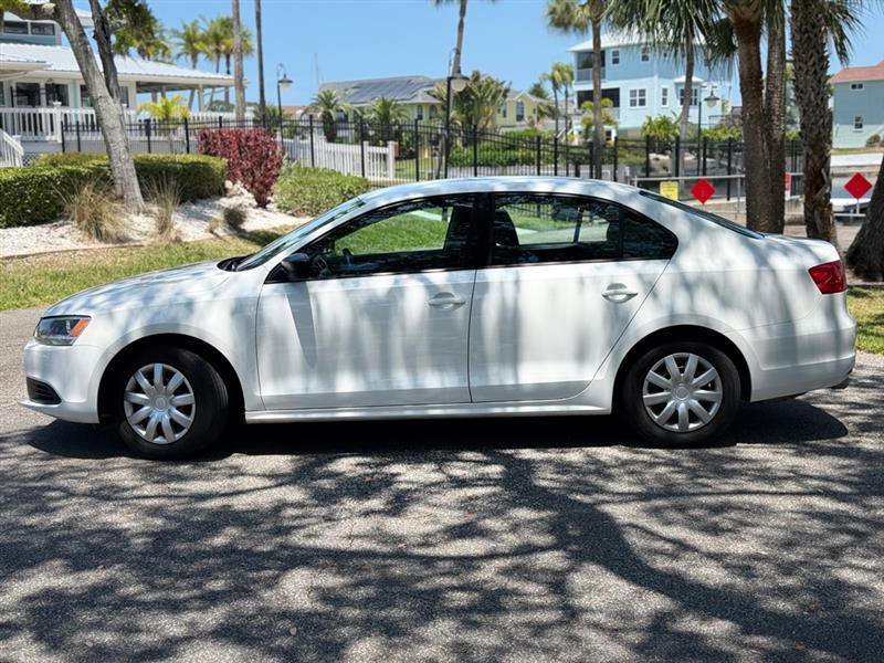 Used 2014 Volkswagen Jetta S FWD image 2