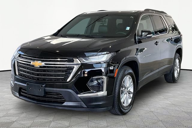 Used 2023 Chevrolet Traverse LT AWD/4WD image 3