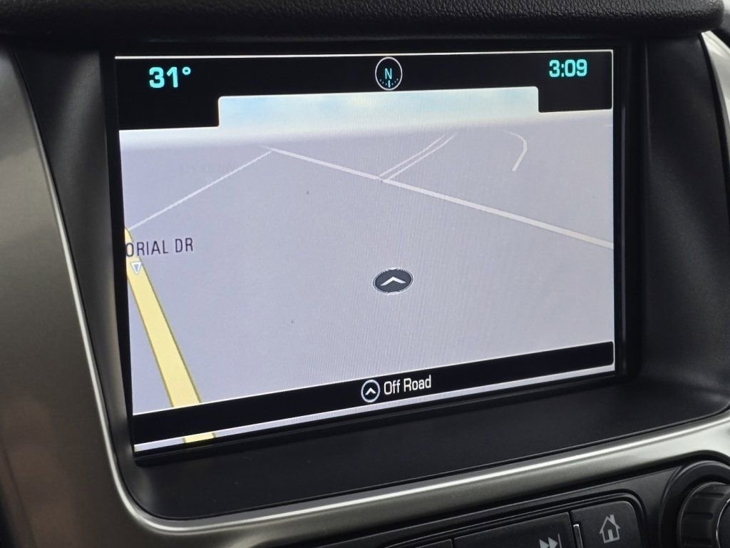 Used 2019 Chevrolet Suburban LT RWD image 4