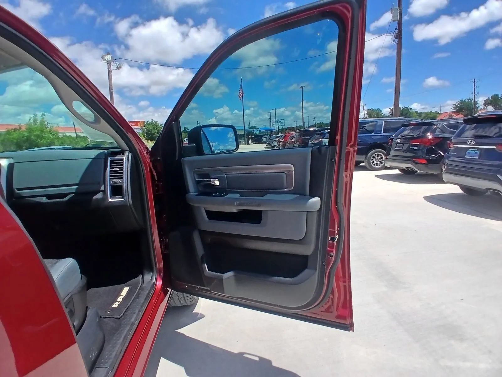 Used 2013 RAM 1500 Big Horn RWD image 16