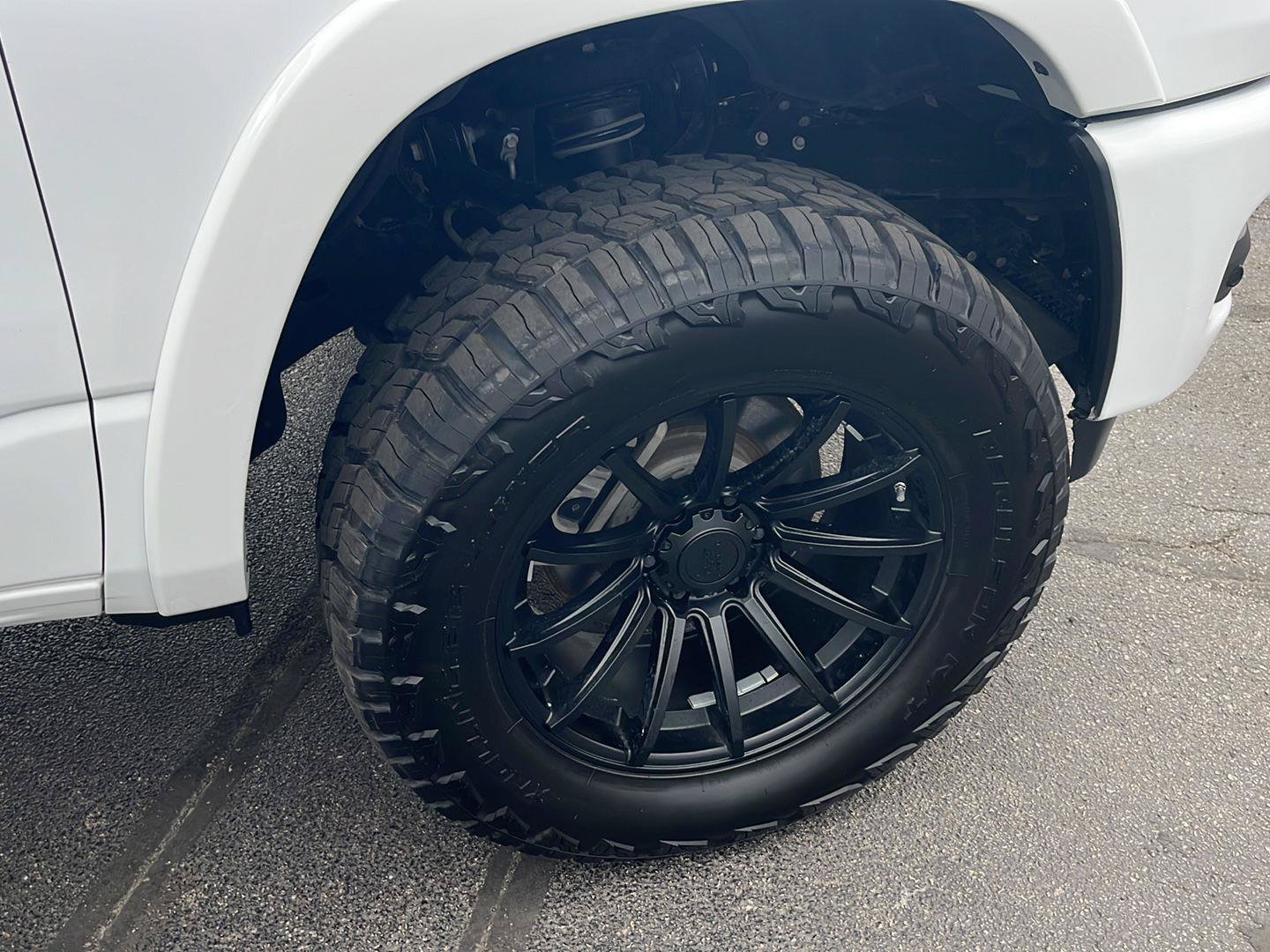 Used 2025 RAM 1500 Big Horn AWD/4WD image 34