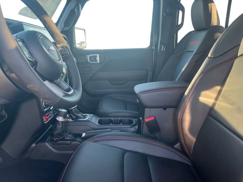 New 2025 Jeep Gladiator Rubicon AWD/4WD image 19
