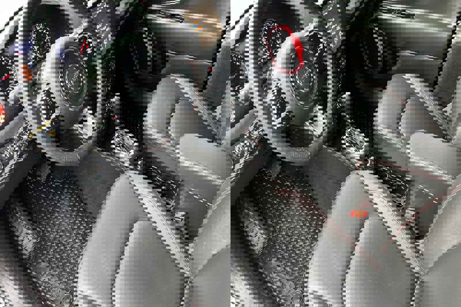 Used 2023 Jeep Renegade Trailhawk w/ Trailhawk Elite Group image 13