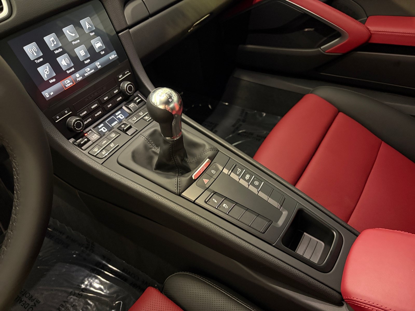 Certified 2024 Porsche 718 Cayman S RWD image 35