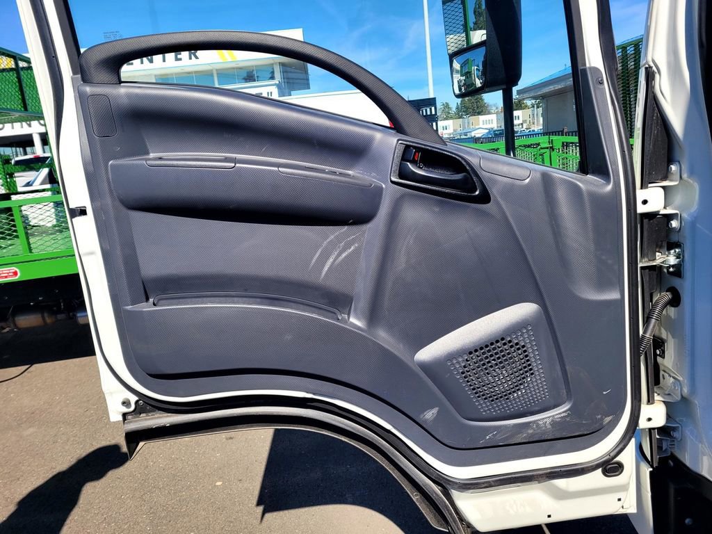 New 2025 Chevrolet Low Cab Forward image 9