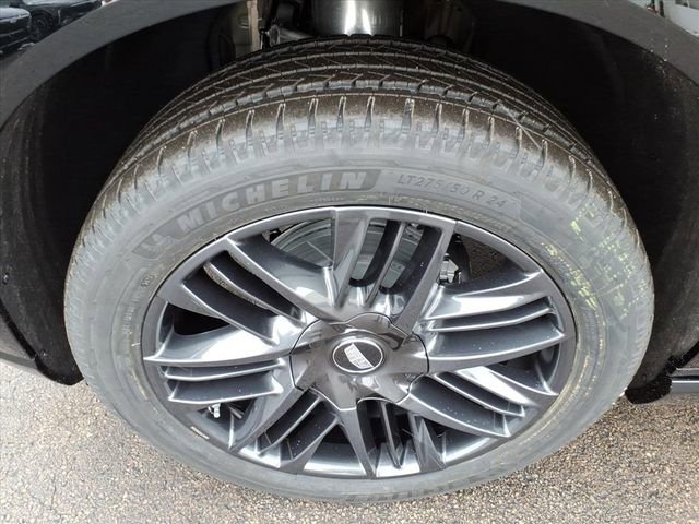 New 2026 Cadillac Escalade IQL Sport 1 w/ LPO, ONYX Package AWD/4WD image 12