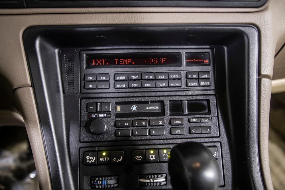 Used 1993 BMW 850Ci RWD image 29