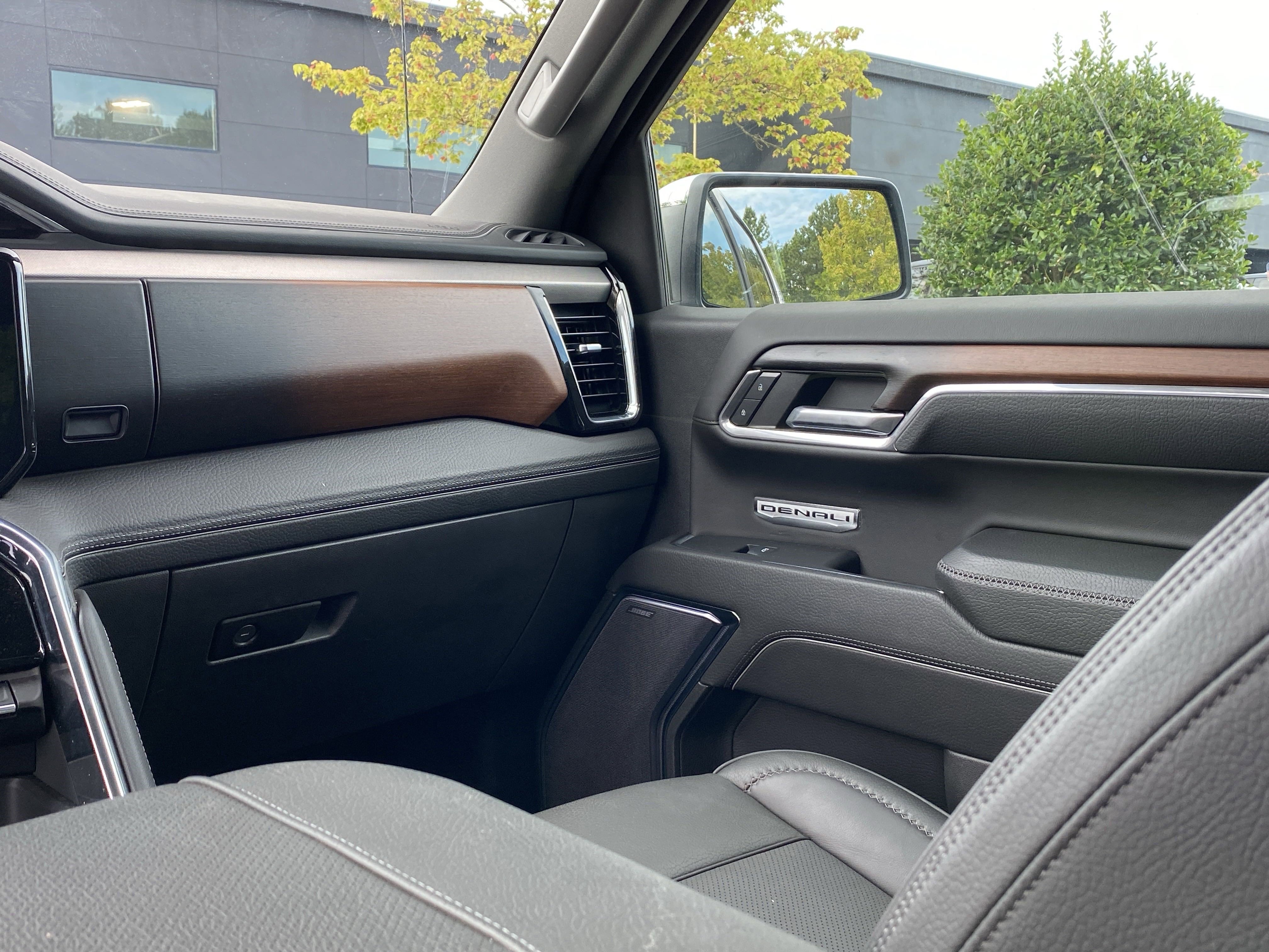 Used 2024 GMC Sierra 1500 Denali w/ Technology Package image 98