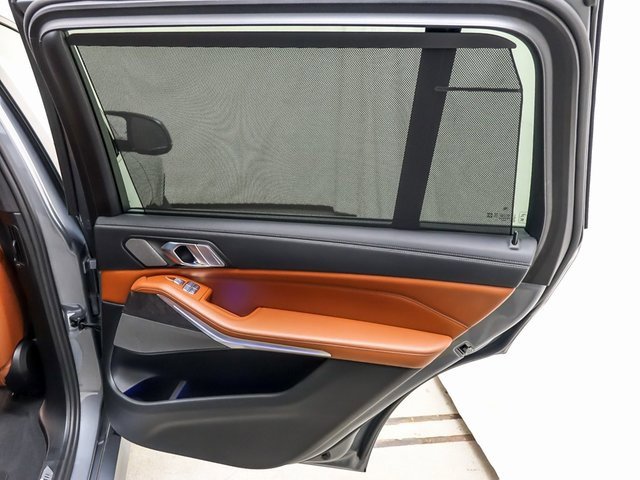 Used 2023 BMW X7 M60i w/ Executive Package image 33