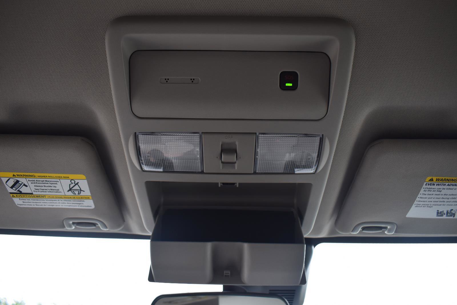 Used 2025 Nissan Frontier SV image 39